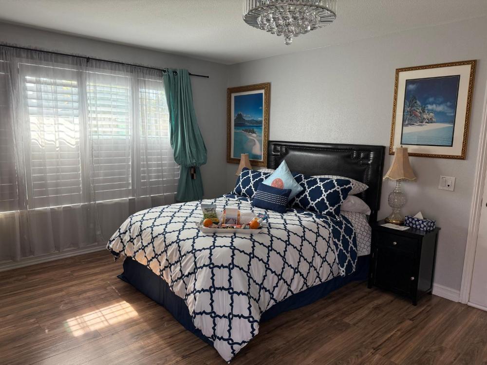 Romantic Coastal Private Room
